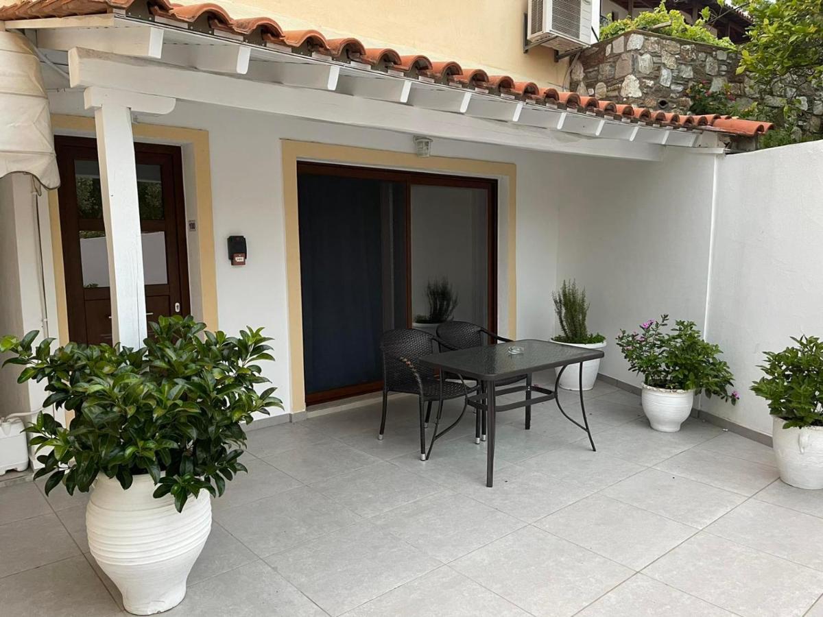 Sunset Studios & Apartments Кукунариес Екстериор снимка