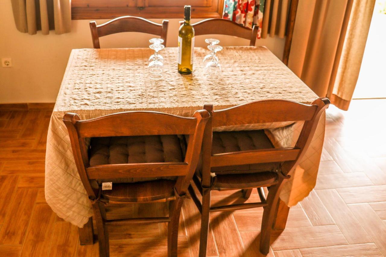 Sunset Studios & Apartments Кукунариес Екстериор снимка