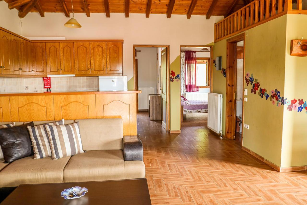 Sunset Studios & Apartments Кукунариес Екстериор снимка