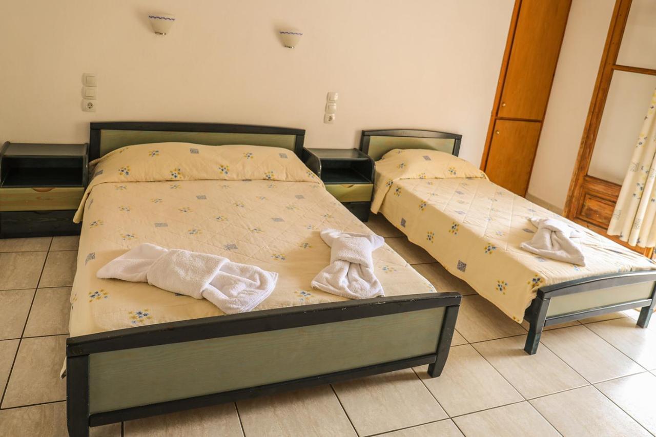 Sunset Studios & Apartments Кукунариес Екстериор снимка